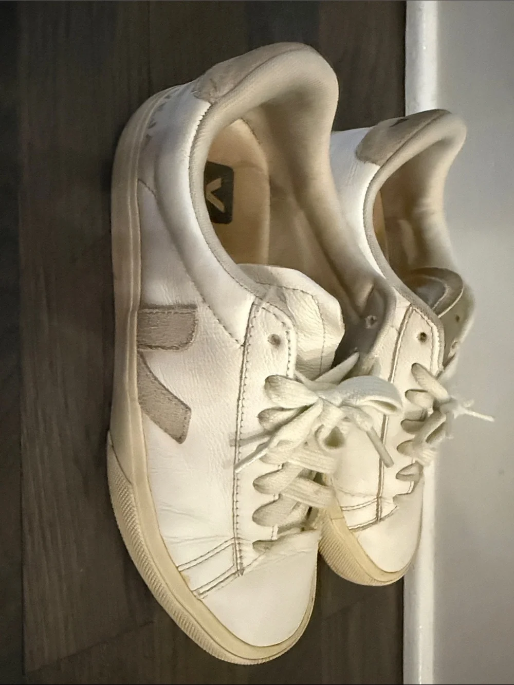 Veja White Sneakers with Light Beige Suede V